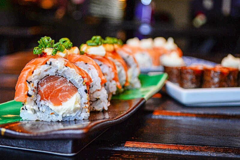 Where can I find sushi restaurants near my location in the USA? 